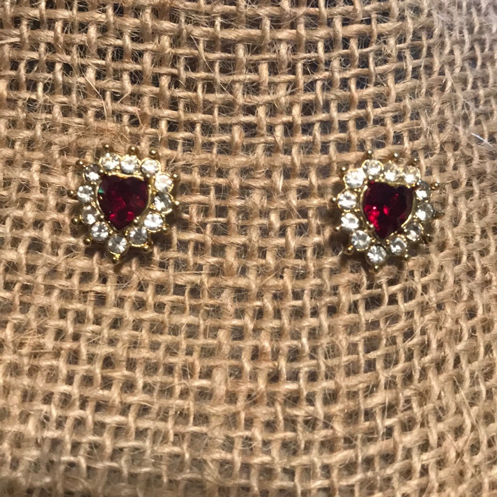Jewelry - Picture 3 of 3